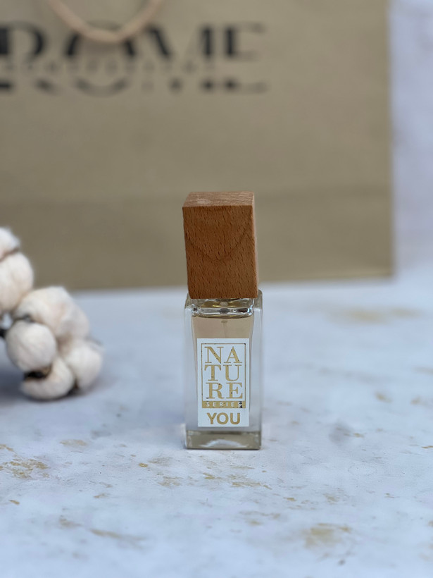 عطر ادکلن زنانه برند نیچر رایحه یو (YOU) حجم 30 میلی لیتر