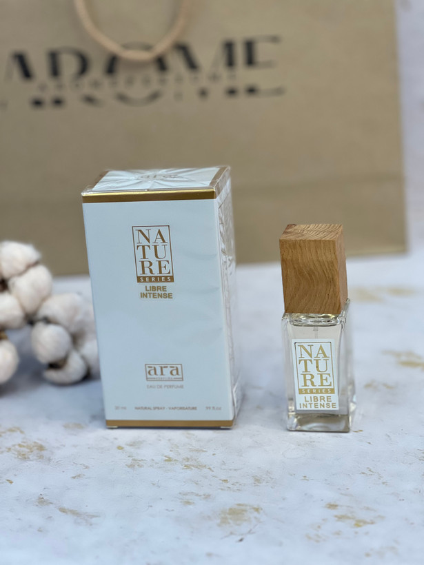 عطر ادکلن ایو سن لورن لیبر اینتنس حجم ۳۰ میل آرا نیچر